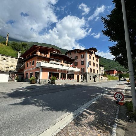 Hotel Eternita Malonno Exterior photo